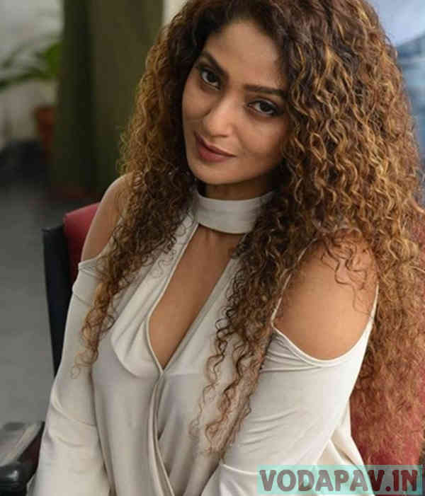 Suman Raganath Glamorous Pictures