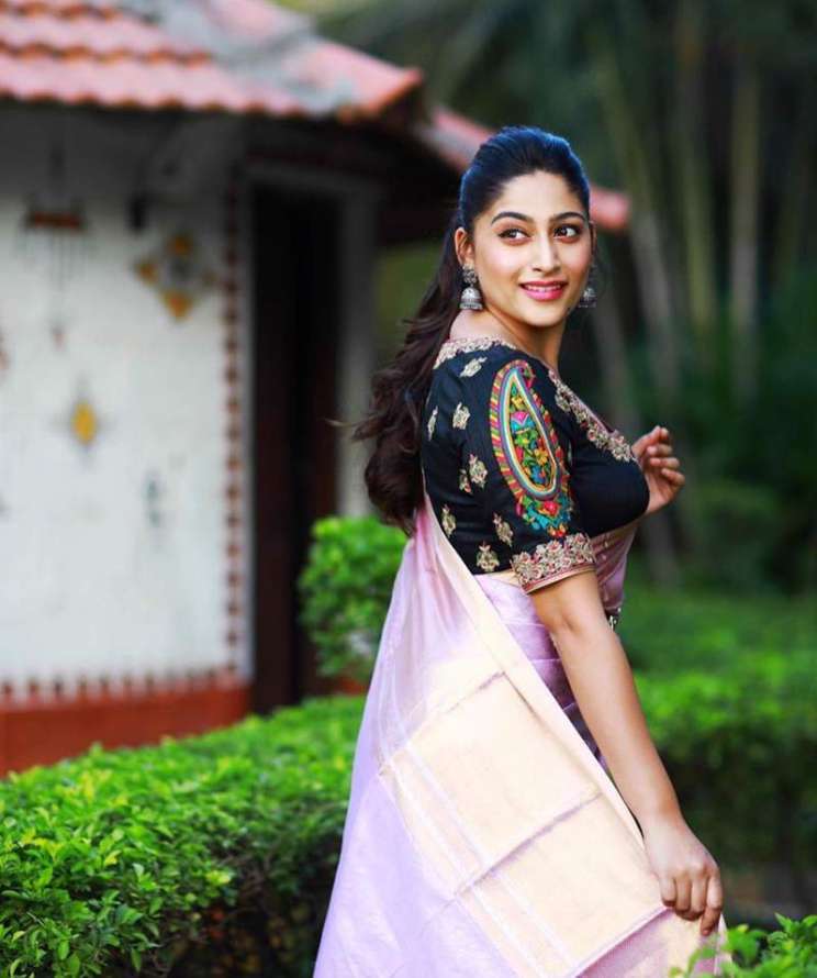 Nishvika Naidu Images